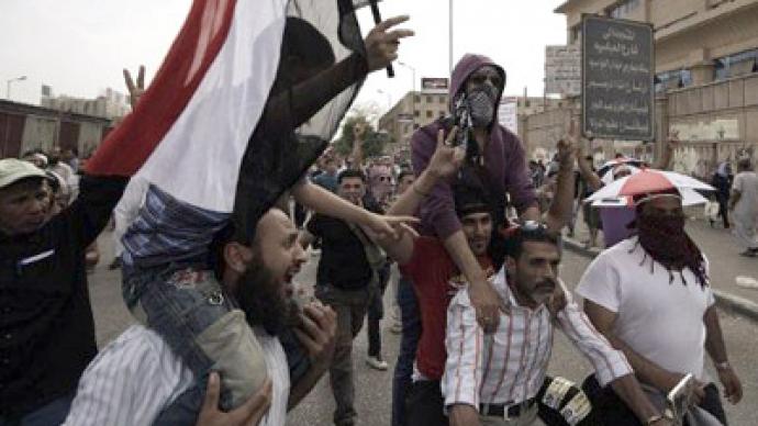 Hundreds arrested as violence spreads in Egypt 