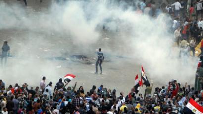 Teenager killed, dozens injured in Egyptian anti-government clashes (VIDEO)