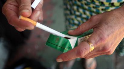MEPs vote to tighten anti-tobacco laws, target young smokers