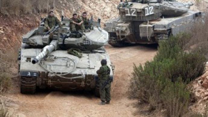 Israeli tanks incur into Gaza, Palestinians injured – report