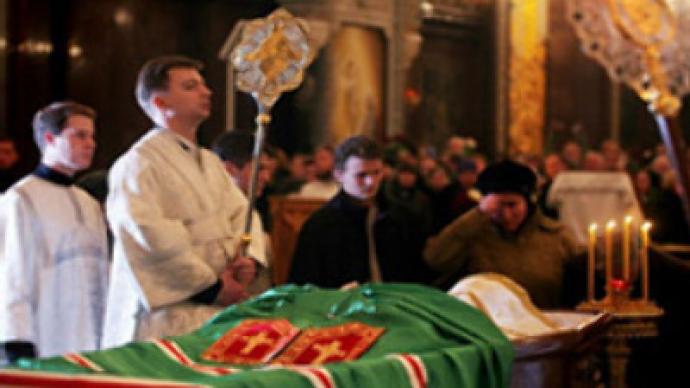 Internet exclusive: Aleksy II’s funeral on RT website 