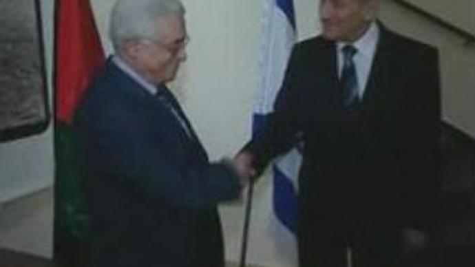 Israel transfers funds to Mahmoud Abbas