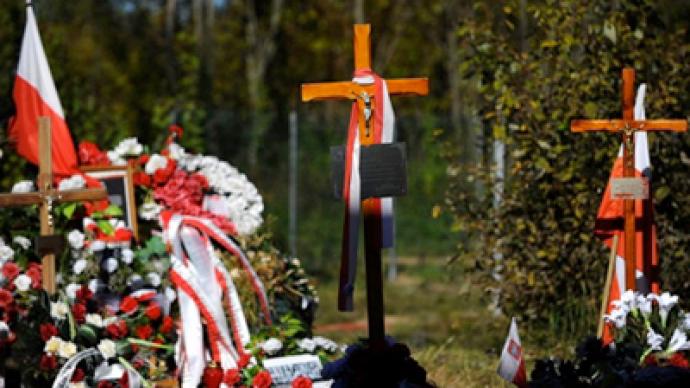 Russia passes more evidence on Kaczynski plane crash to Poland