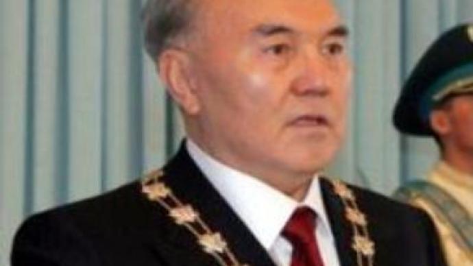 Kazakh President wins increased powers