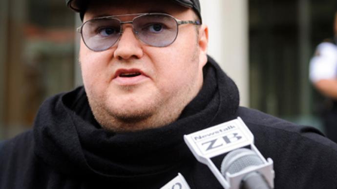 'Free broadband for all Kiwis!': Kim Dotcom seeks to save sunken submarine cable plan