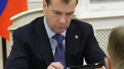 Internet prankster "protects" Belarusian president from Medvedev
