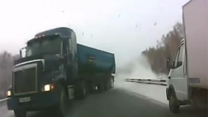 Lucky miss: Russian man dodges death at gas station pile-up (VIDEO)