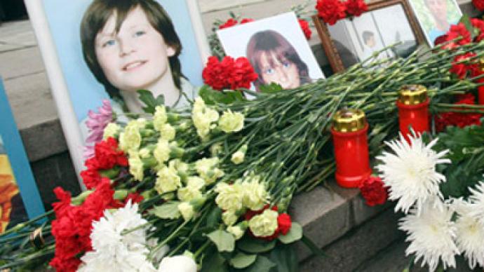 'When kids bury kids': Russia remembers 130 victims of Nord-Ost terror act 10 years on