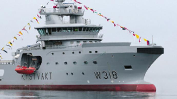 Norwegian coast guard patrol seizes Russian trawler