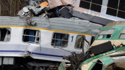 Train fire kills dozens in India