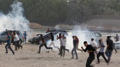 Bahrain uprising: Police fire tear gas, rubber bullets on protesters