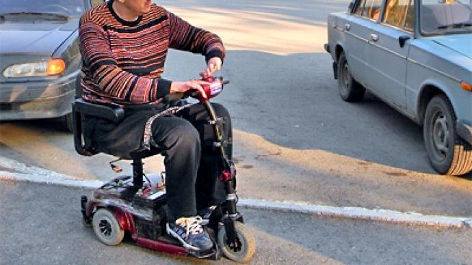 Marathon man: 11,000 km in a wheelchair 