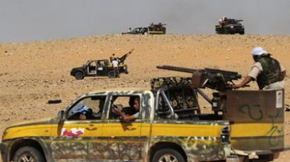 Rebels assault pro-Gaddafi strongholds 
