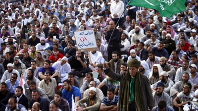 Thousands of ultraconservative Muslims rally for Sharia in Egyptian constitution