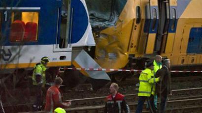 Italian train crash leaves one dead, 25 injured