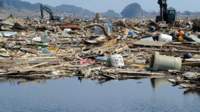 Japan sat on Fukushima data as people 'fled to radioactive zones'