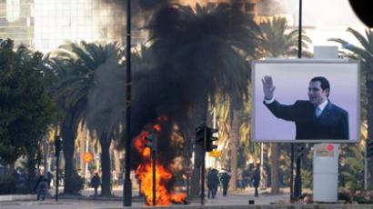 200 wounded as Tunisian security forces use tear gas, shotguns against protesters