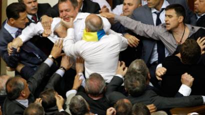 Punch and Judy politics: Ukraine’s new parliament session turns into brawl (VIDEO)