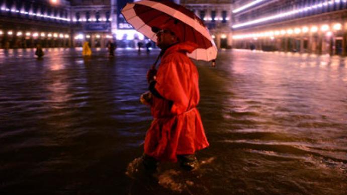 High tide floods Venice