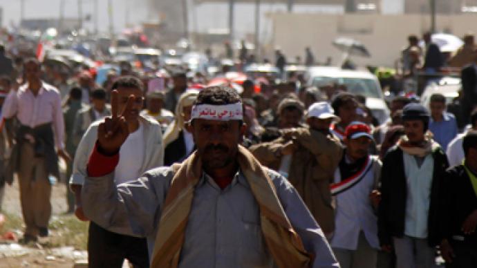 Nine people killed as Yemeni troops fire on demonstrators