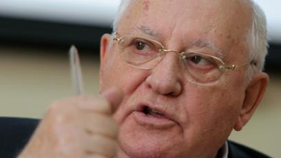 Gorbachev praises democratic Russia