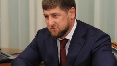 ‘Boxing Bout’: Chechen leader pummels Sports Minister