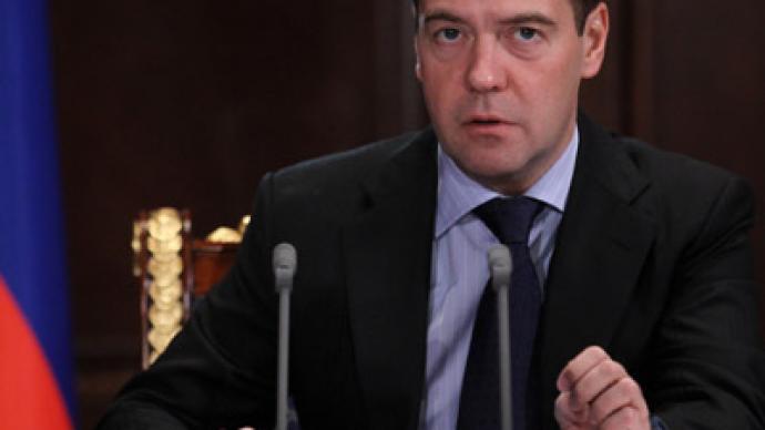 ‘Love of dead tyrants a common human error’ – Medvedev