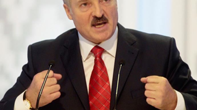 Lukashenko will close Belarusian borders if economy fails