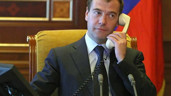 Medvedev, Obama discuss New START treaty ratification by phone
