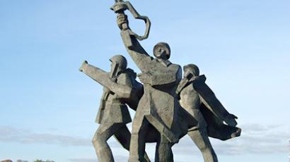 Latvian party calls for demolition of Soviet Liberator Memorials