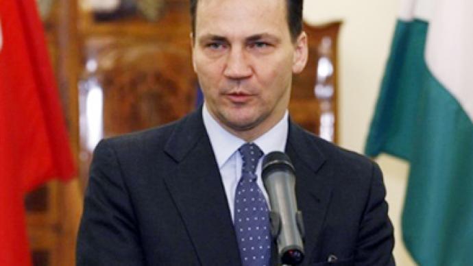 Poland’s Foreign Minister blames presidential plane crash on pilots’ error 