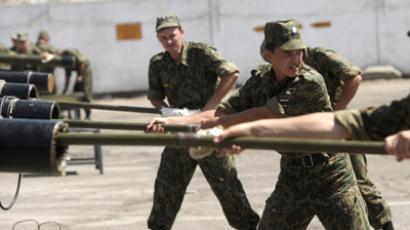 Putin gives Tajik leader sniper rifle