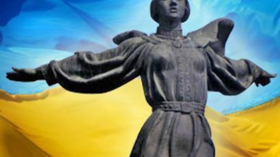 Ukrainians decide future of divided country 