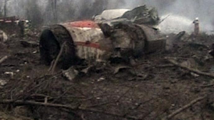 Moscow opens investigation of Polish air crash internet photos