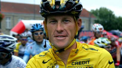 Armstrong finds comfort in family