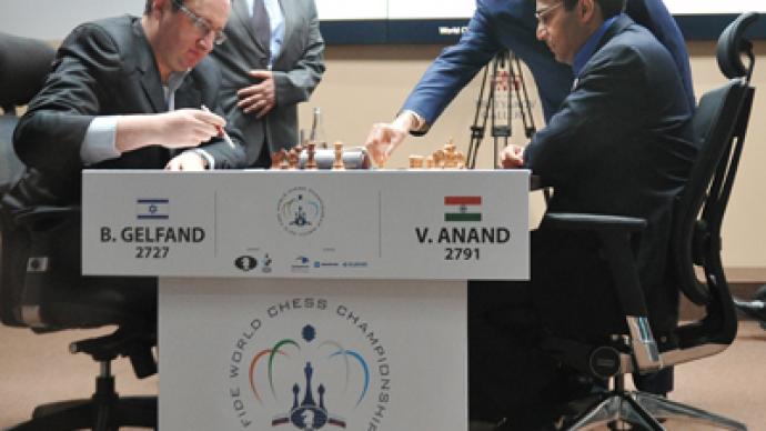 Grandmaster Viswanathan Anand beats Israel's Boris Gelfand to win world  chess championship crown - The Economic Times