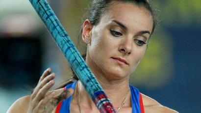 Isinbayeva ‘happy’ with bronze, ready to compete until 2016