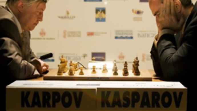 Karpov, Kasparov play 25th anniversary chess rematch