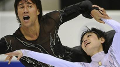 Kavaguti and Smirnov fail to defend European figure skating pairs title