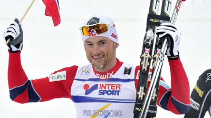 Northug takes gold on home snow ahead of Russians