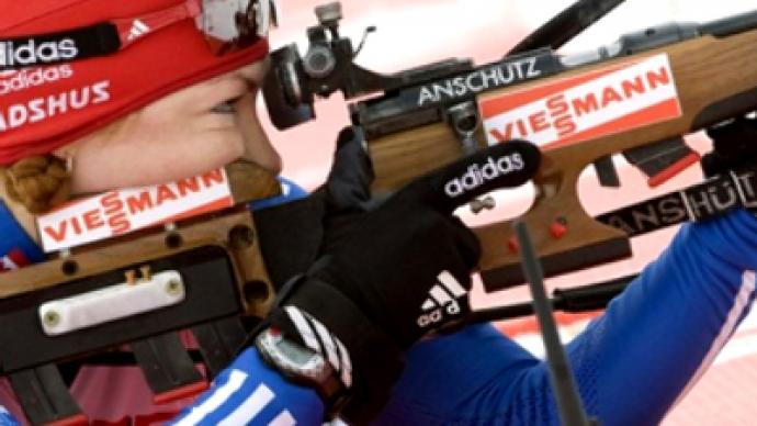 Russia wins first women’s biathlon relay of 2010