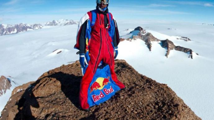 Russian jumps into record books from Antarctic mountain