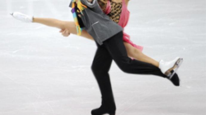 Shabalin and Domnina maintain ice dance lead