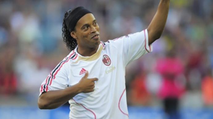 St. Pete schoolboys win rendezvous with Ronaldinho 