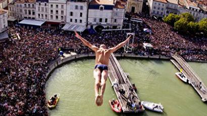 Cliff diving making splash for Olympic recognition 