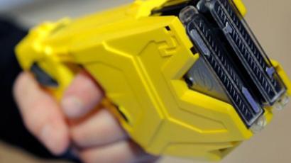 Taser facing lawsuit for illegally offering guns