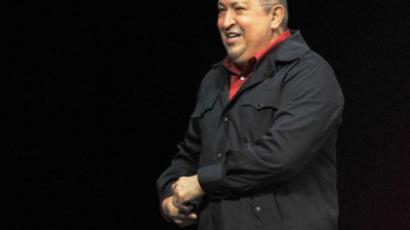 Ahmadinejad meets Chavez amidst standoff with West