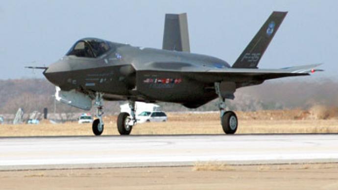 Marine Corps get first F-35, but with no weapons or the right gear 