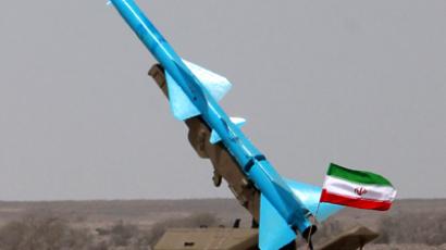 Obama to threaten Iran with military strike in June, Israeli media reports 