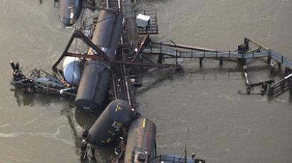 Bridge collapses following truck collision in Washington state, 3 injured